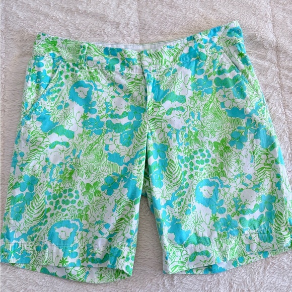 Lilly Pulitzer Tropical Floral Shorts in Blue and Green - Picture 1 of 5